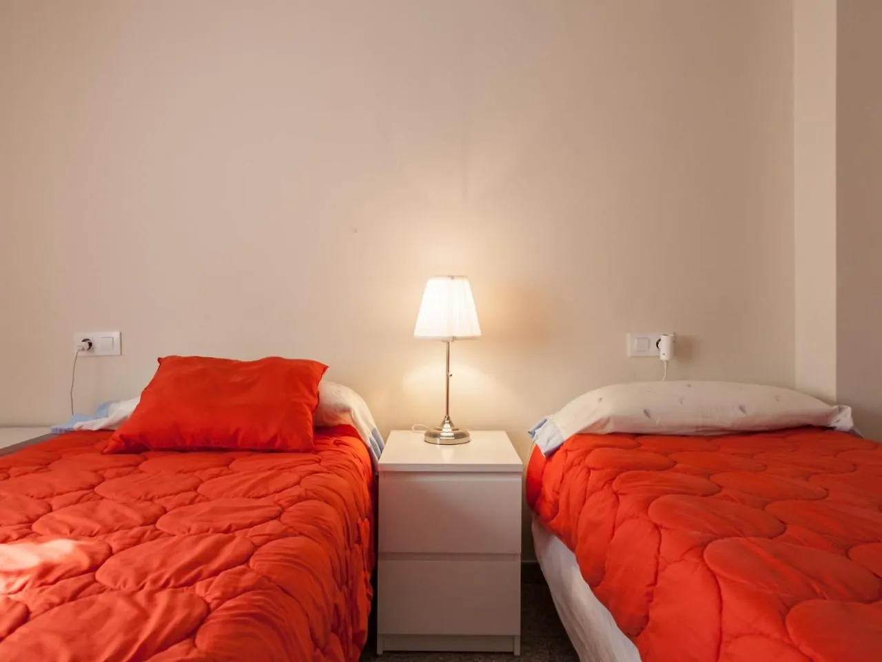 Holiday Home Nervion: Ciudad Jardin Sewilla